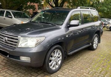 Toyota Land Cruiser 176.000 km 22.500 &euro; Hamburg 20535