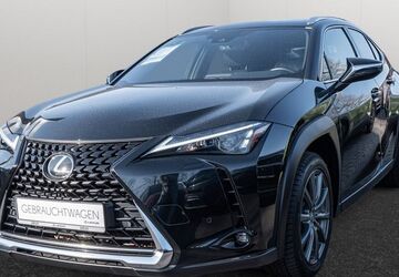 Lexus UX 31.033 km 30.990 &euro; Hamburg 22529