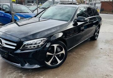 Mercedes-Benz C 300 99.800 km 23.900 &euro; Hamburg 20537