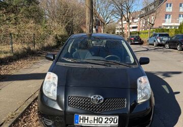Toyota Yaris 139.000 km 2.700 &euro; Hamburg 22523