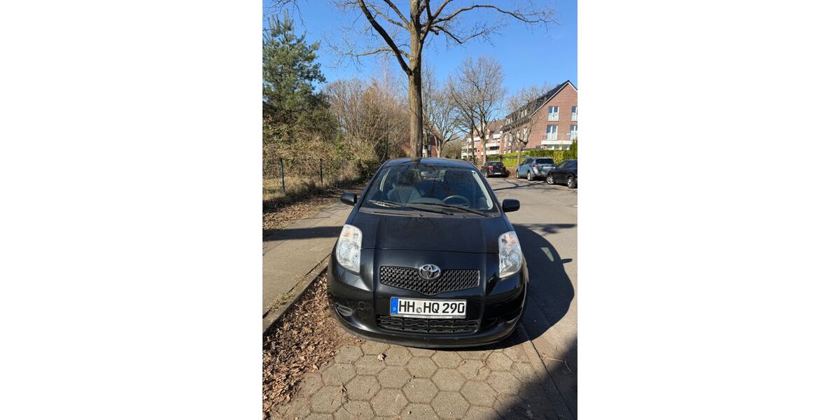 Toyota Yaris 139.000 km 2.700 &euro; Hamburg 22523