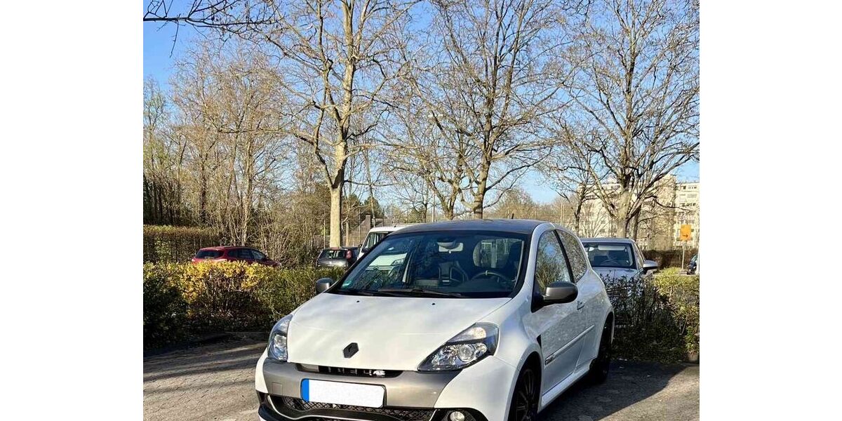 Renault Clio 120.000 km 17.500 &euro; Hamburg 22453