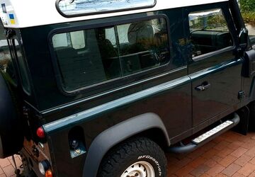 Land Rover Defender 108.000 km 42.950 &euro; Hamburg 22085