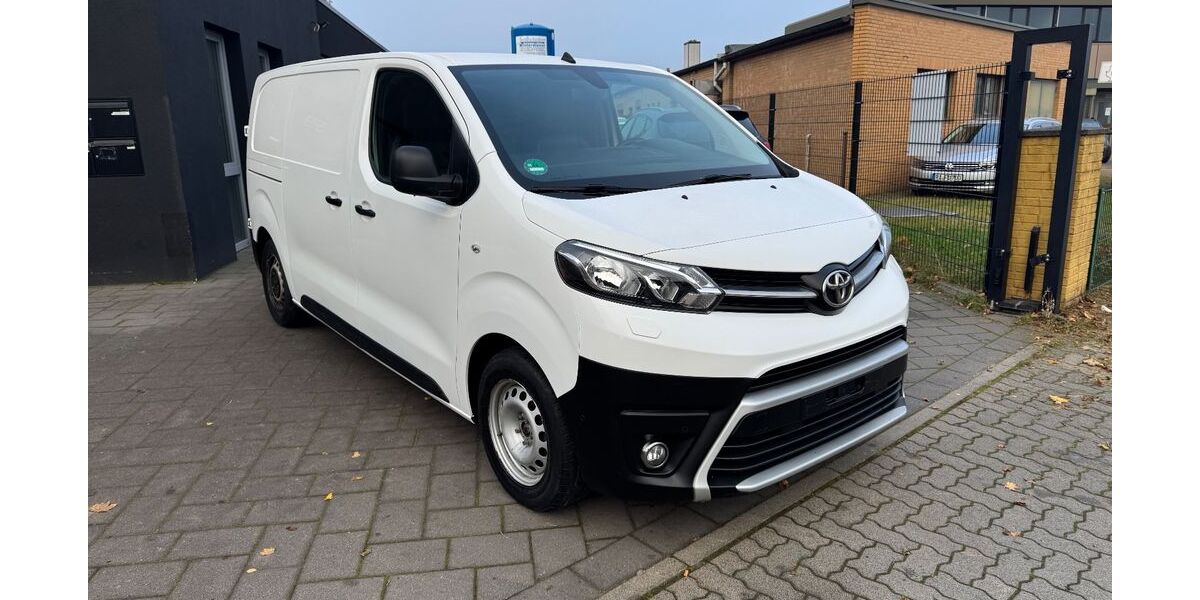 Toyota Proace (Verso) 83.000 km 13.790 &euro; Norderstedt 22848