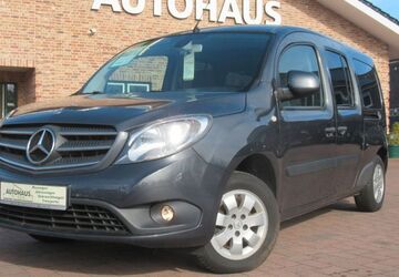 Renault Kangoo 232.114 km 9.900 &euro; Henstedt Ulzburg(20 km nördlich von HH-direkt an der A7) 24558