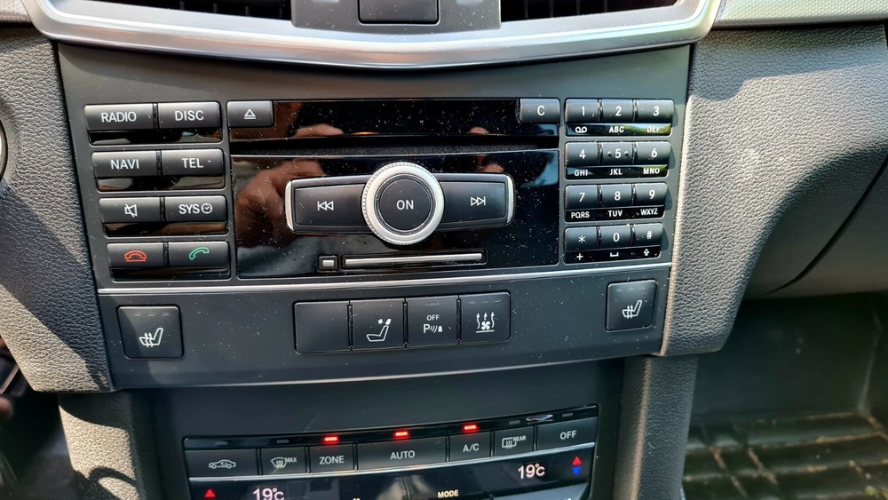 Mercedes-Benz E-Klasse 267.000 km 9.900 &euro; Hamburg 20038