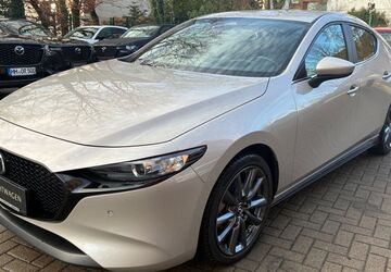 Mazda 3 20.460 km 22.485 &euro; Hamburg 21033