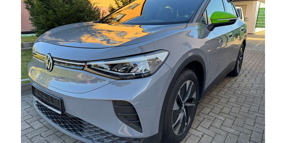 VW ID.4 318.896 km 11.900 &euro; Hamburg 20537
