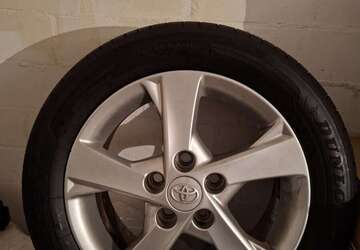 Toyota Auris 168.851 km 8.499 &euro; Braak 22145