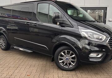 Ford Tourneo Custom 99.988 km 34.850 &euro; Henstedt-Ulzburg­­­ 24558