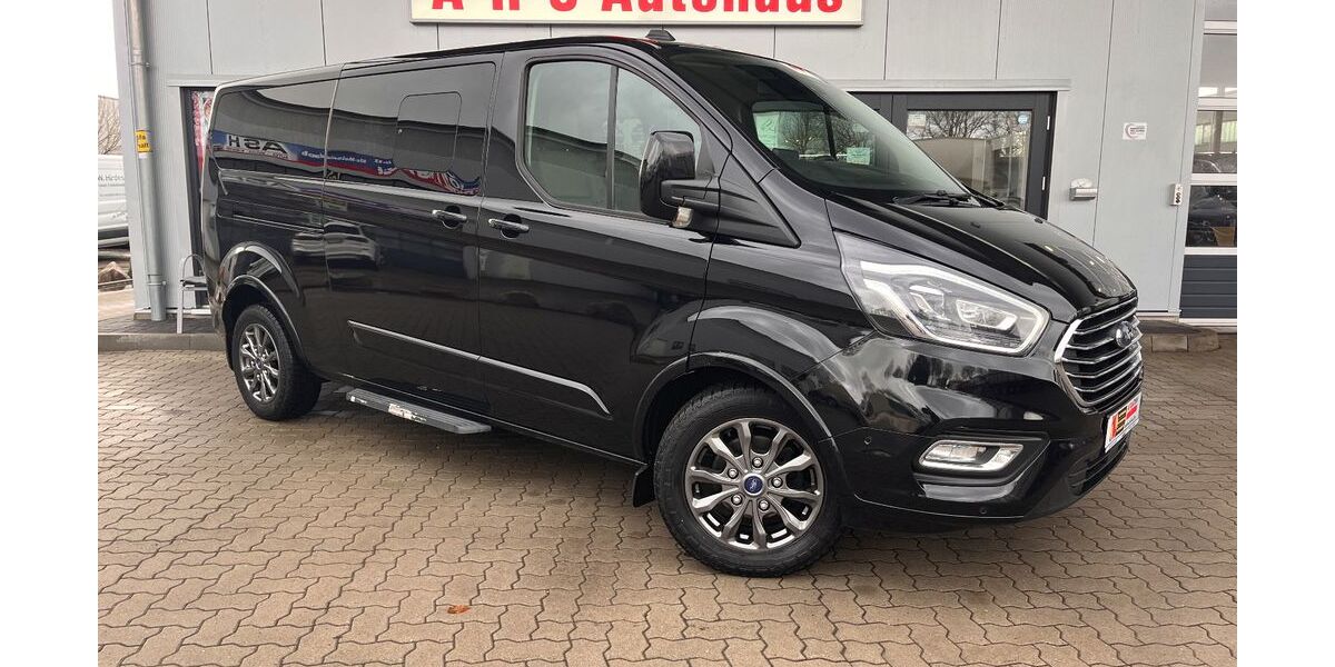 Ford Tourneo Custom 99.988 km 34.850 &euro; Henstedt-Ulzburg­­­ 24558