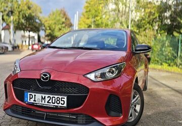 Mazda 2 Hybrid 4.996 km 22.890 &euro; Elmshorn 25337