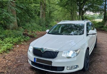 Skoda Superb 187.300 km 7.350 &euro; Glinde 21509