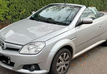 Opel Tigra 157.000 km 1.695 &euro; Hamburg 22083