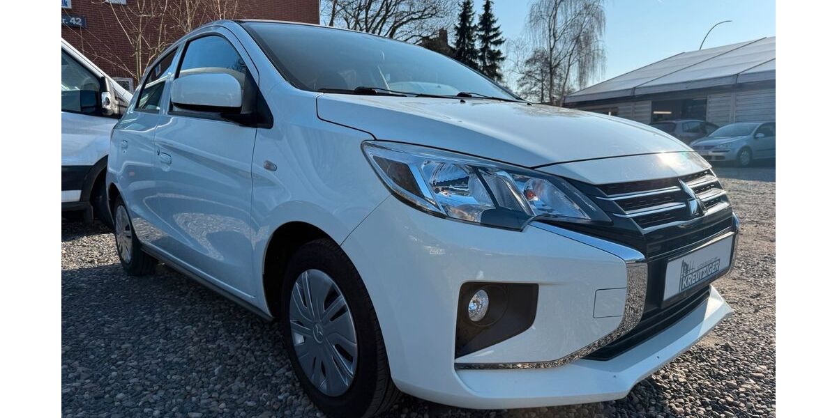 Mitsubishi Space Star 19.929 km 8.990 &euro; Hamburg 22179