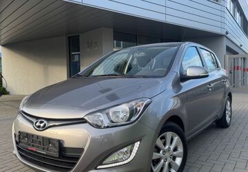 Hyundai i20 54.000 km 7.490 &euro; Pinneberg 25421