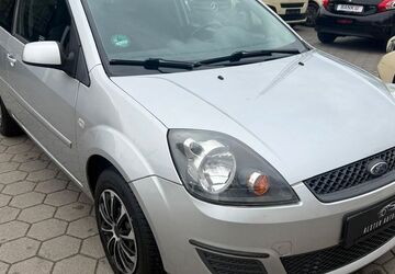 Ford Fiesta 123.000 km 2.300 &euro; Hamburg 20097