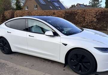 Tesla Model 3 57.000 km 32.999 &euro; Hamburg 22453