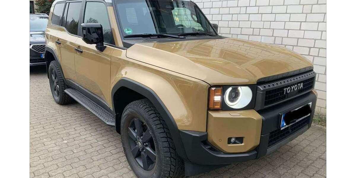 Toyota Land Cruiser 1.556 km 87.990 &euro; Rellingen 25462