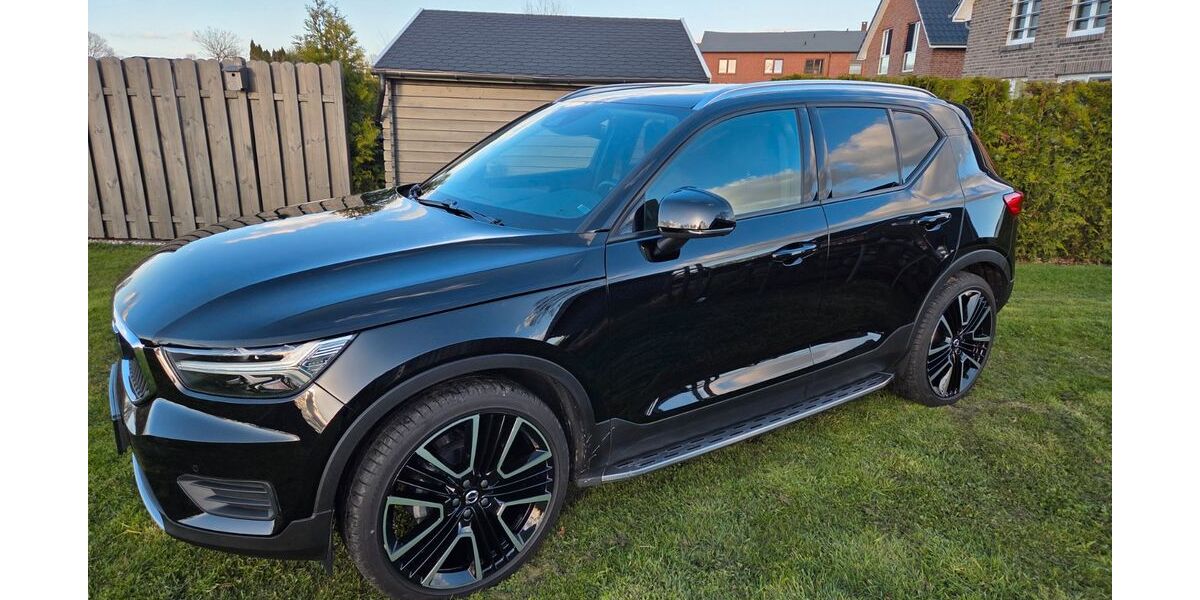 Volvo XC40 76.000 km 22.500 &euro; Hemdingen 25485