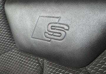 Audi Q3 105.359 km 25.900 &euro; Hamburg 20537