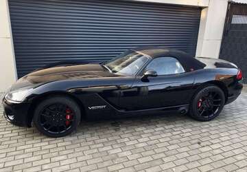 Dodge Viper 64.008 km 41.990 &euro; Hamburg 22043