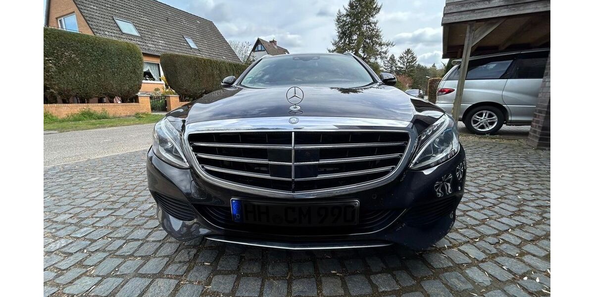 Mercedes-Benz C 350 141.374 km 17.450 &euro; Hamburg 20459