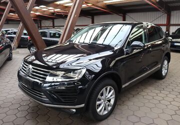 VW Touareg 132.506 km 23.990 &euro; Norderstedt 22844