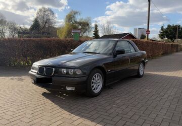 BMW 318 128.445 km 6.290 &euro; Hamburg 22047