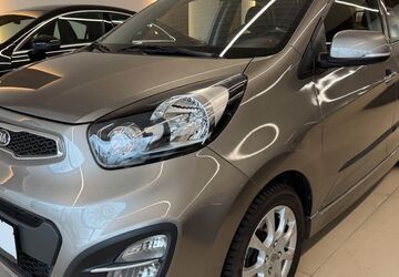 Kia Picanto 53.864 km 9.900 &euro; Hamburg 22143