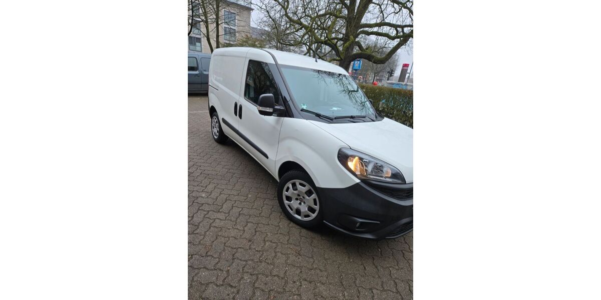 Fiat Doblo 149.000 km 5.500 &euro; hamburg 22549