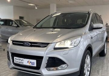Ford Kuga 76.274 km 10.999 &euro; Hamburg 22147