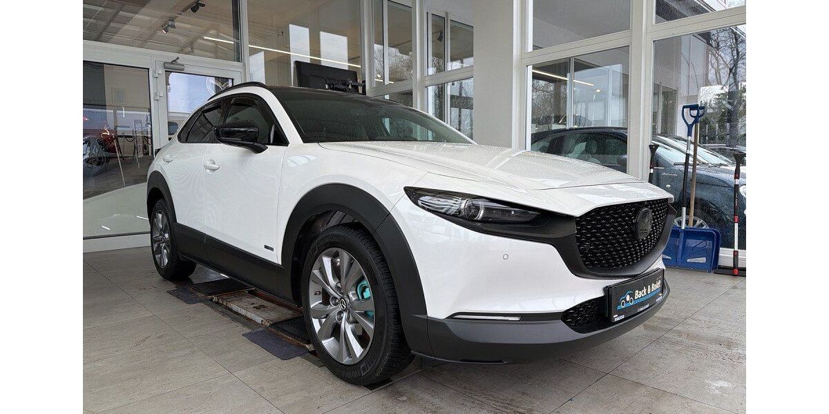 Mazda CX-30 28.505 km 22.450 &euro; Hamburg 22761