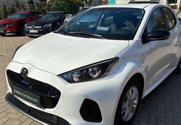 Mazda 2 Hybrid 9.490 km 18.990 &euro; Hamburg 21033