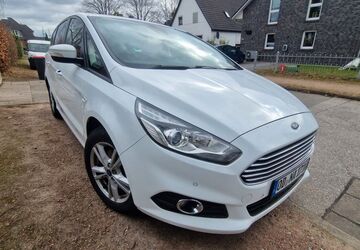 Ford S-Max 217.764 km 8.990 &euro; Barsbüttel 22885