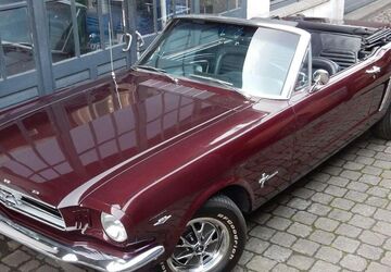 Ford Mustang 121.577 km 36.900 &euro; Hamburg 22179
