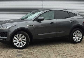 Jaguar E-Pace 68.236 km 24.850 &euro; Hamburg 22393