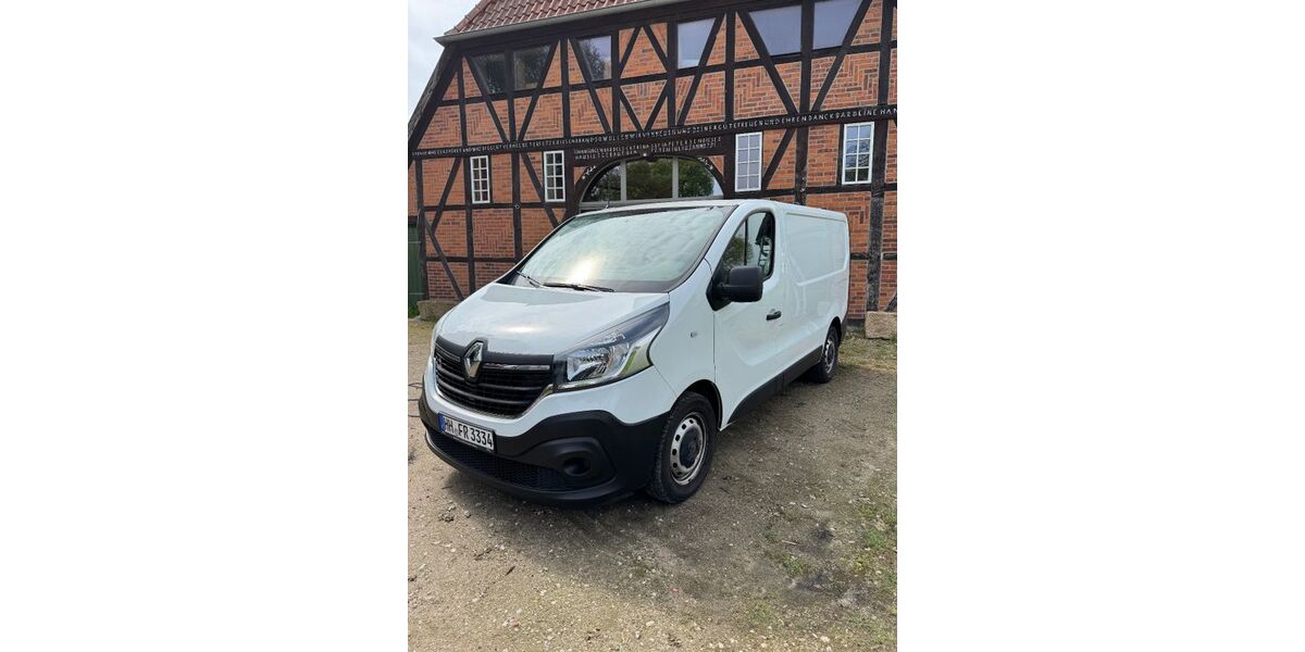 Renault Trafic 81.900 km 14.280 &euro; Hamburg 22299