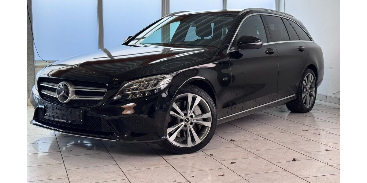 Mercedes-Benz C 300 127.051 km 22.200 &euro; Pinneberg 25421