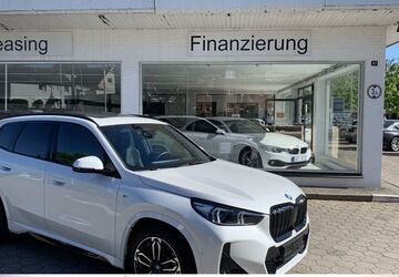 BMW iX1 19.987 km 49.800 &euro; Hamburg 22459