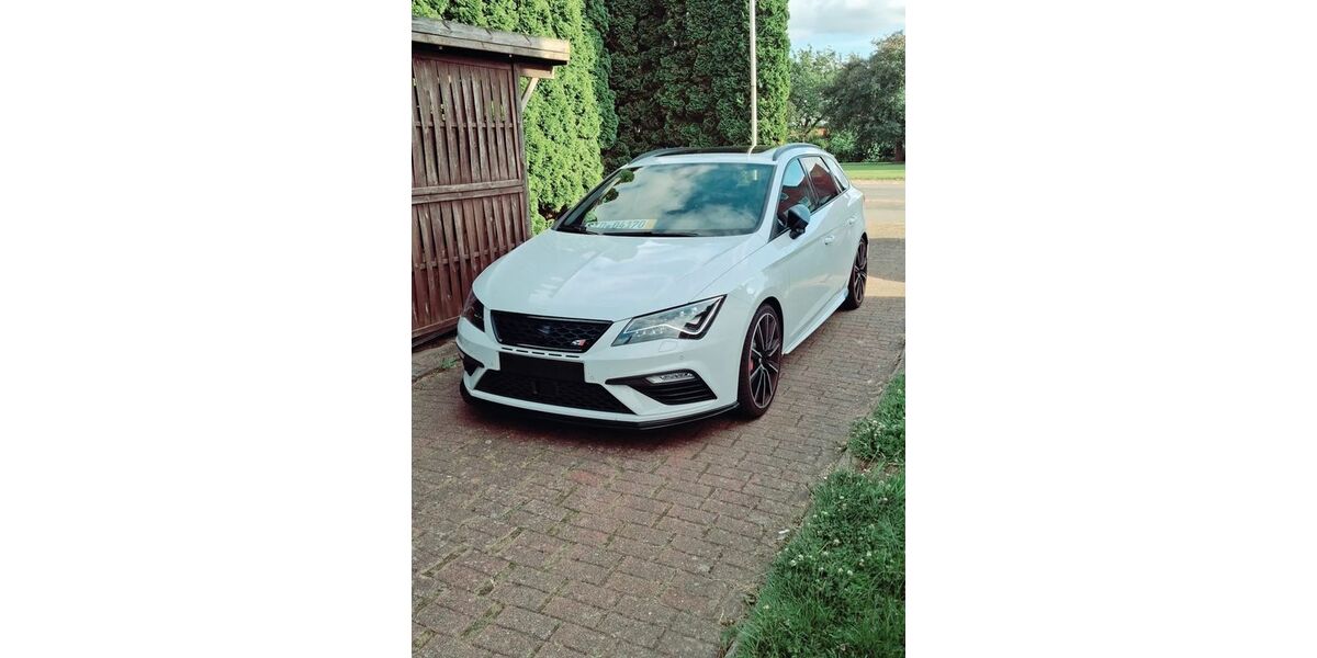 Seat Leon 109.500 km 22.999 &euro; JORK 21635