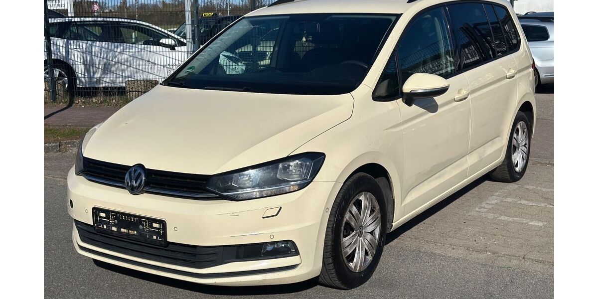 VW Touran 523.000 km 4.900 &euro; Stapelfeld bei Hamburg 22145