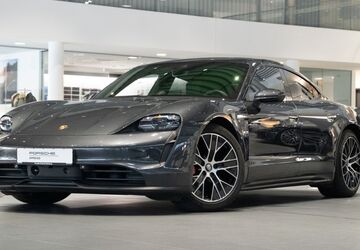 Porsche Taycan 47.779 km 74.970 &euro; Hamburg 22087