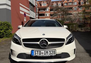 Mercedes-Benz A 180 107.000 km 13.900 &euro; Hamburg 21149