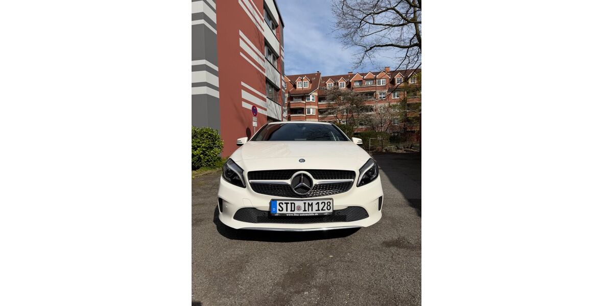 Mercedes-Benz A 180 107.000 km 13.900 &euro; Hamburg 21149