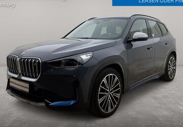 BMW iX1 42.519 km 37.704 &euro; Barsbüttel bei Hamburg 22885