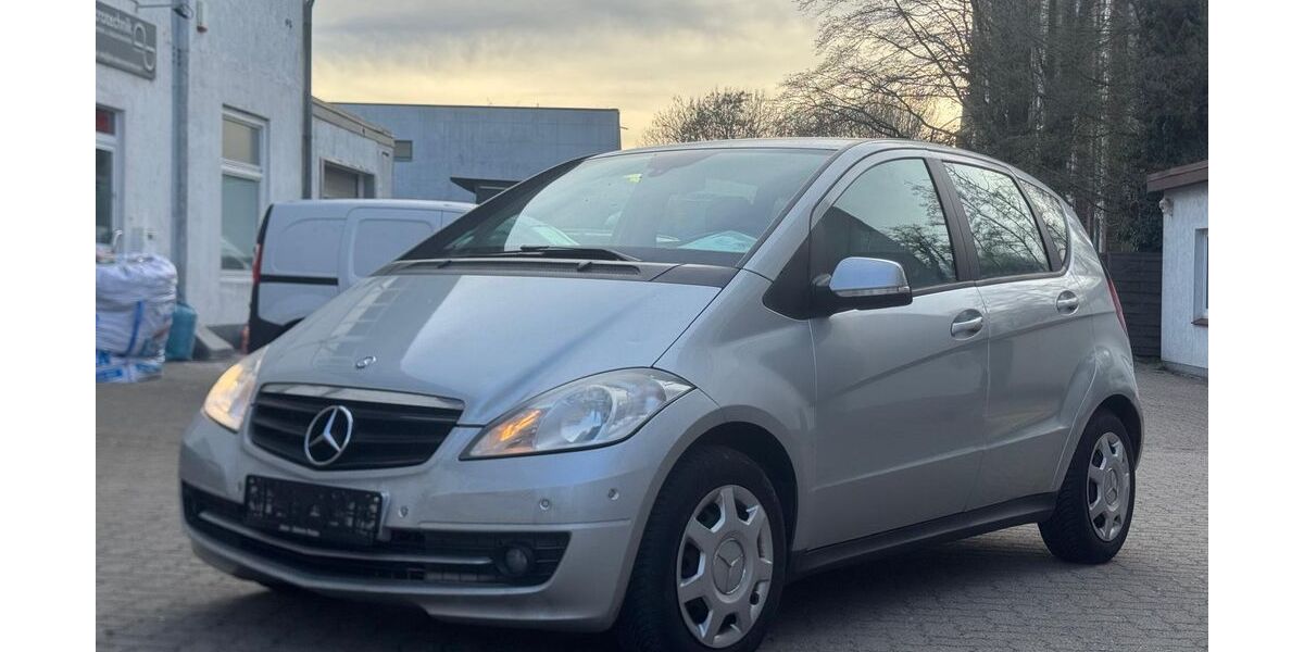 Mercedes-Benz A 180 139.000 km 2.999 &euro; Hamburg 22041