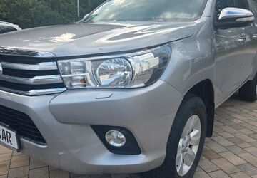Toyota Hilux 260.000 km 22.900 &euro; Norderstedt b. Hamburg 22848