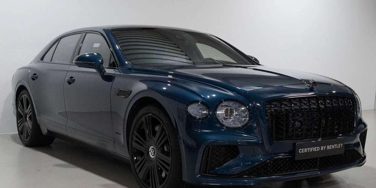 Bentley Flying Spur 4.290 km 269.900 &euro; Hamburg 22419