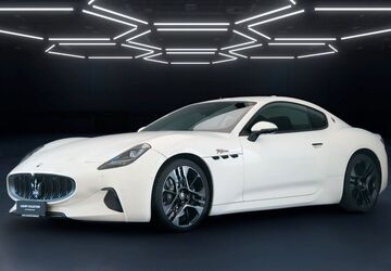 Maserati Granturismo 13.000 km 134.900 &euro; Hamburg 20459